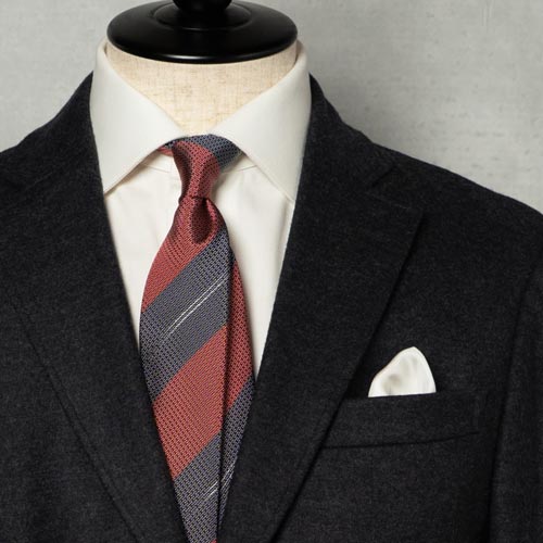 ネクタイ スタイリング